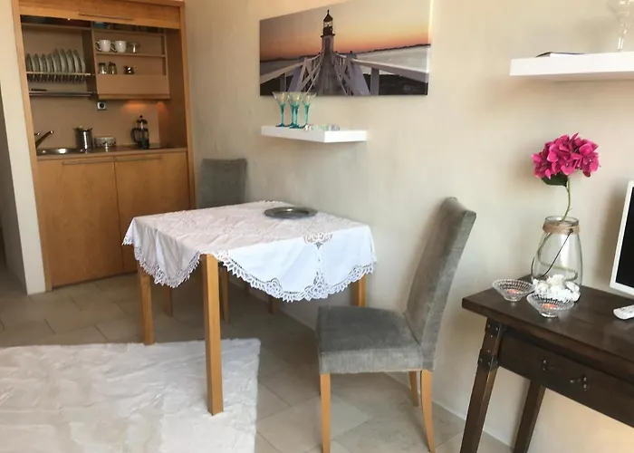 Cozy Oldtown With Magnific View Appartamento Reval